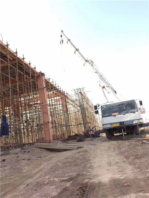 拉孜县吊车作业的安全注意事项有哪些？